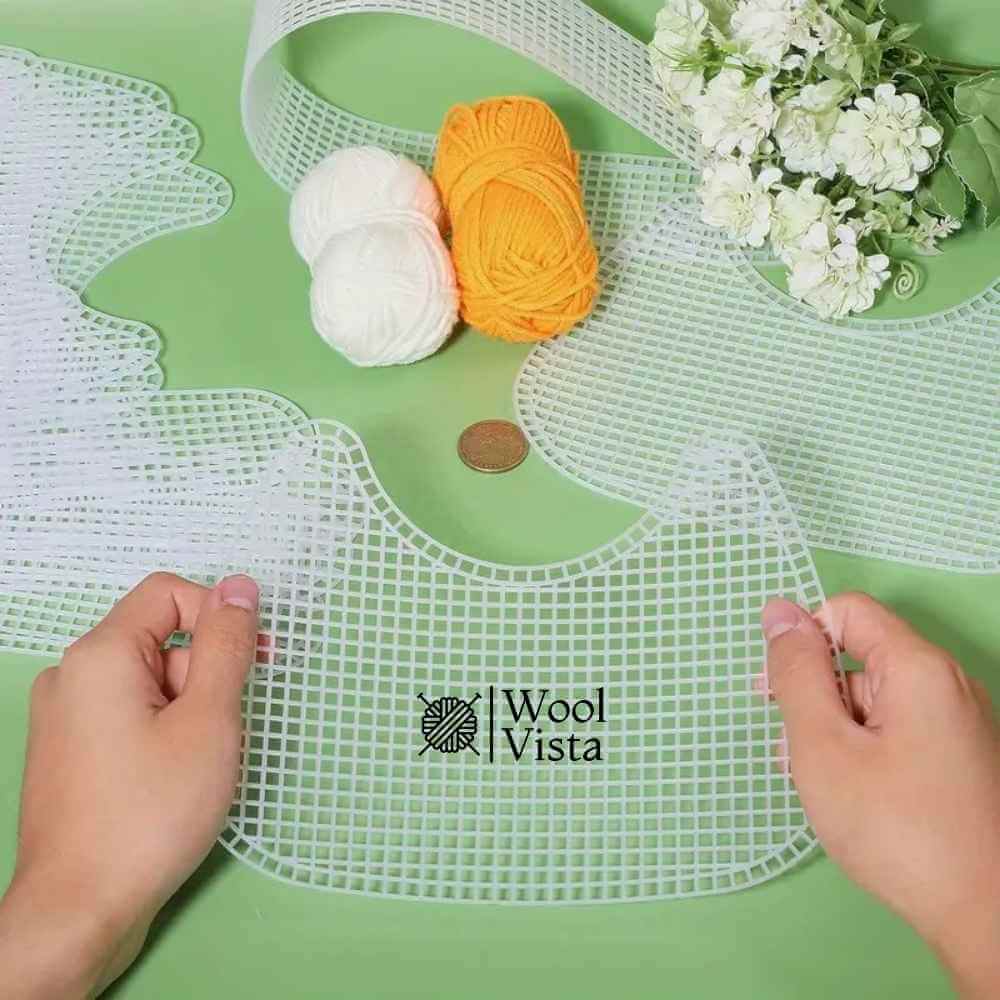 PLASTIC CANVAS MESH SHEETS FOR BAGS AND DIY ACCESSORIES