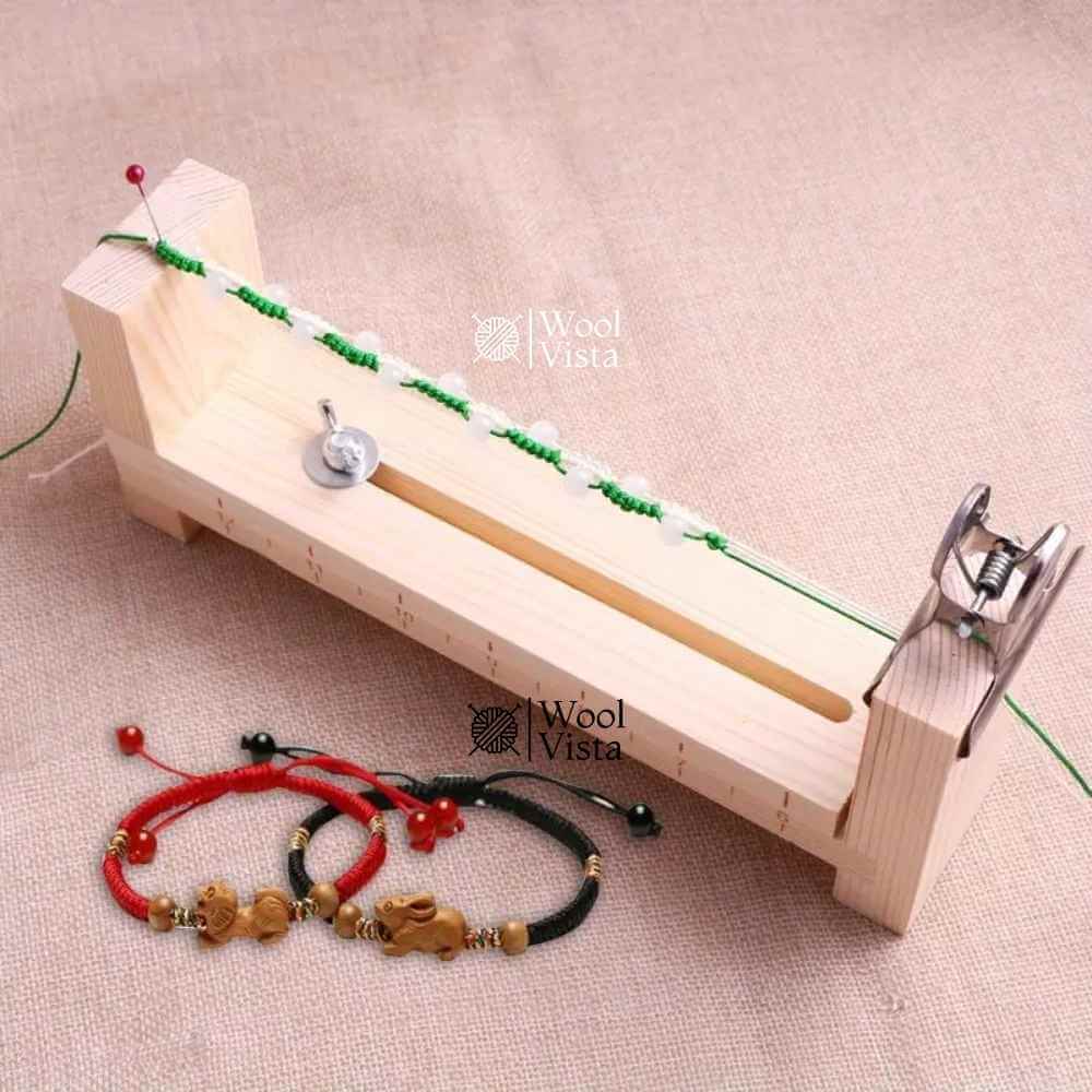 ADJUSTABLE WOODEN PARACORD BRACELET JIG KIT WITH CLIPS – DIY FRIENDSHIP BRACELET MAKER
