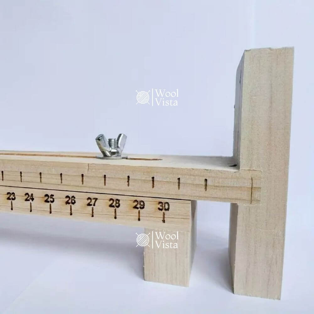 ADJUSTABLE WOODEN PARACORD BRACELET JIG KIT WITH CLIPS – DIY FRIENDSHIP BRACELET MAKER
