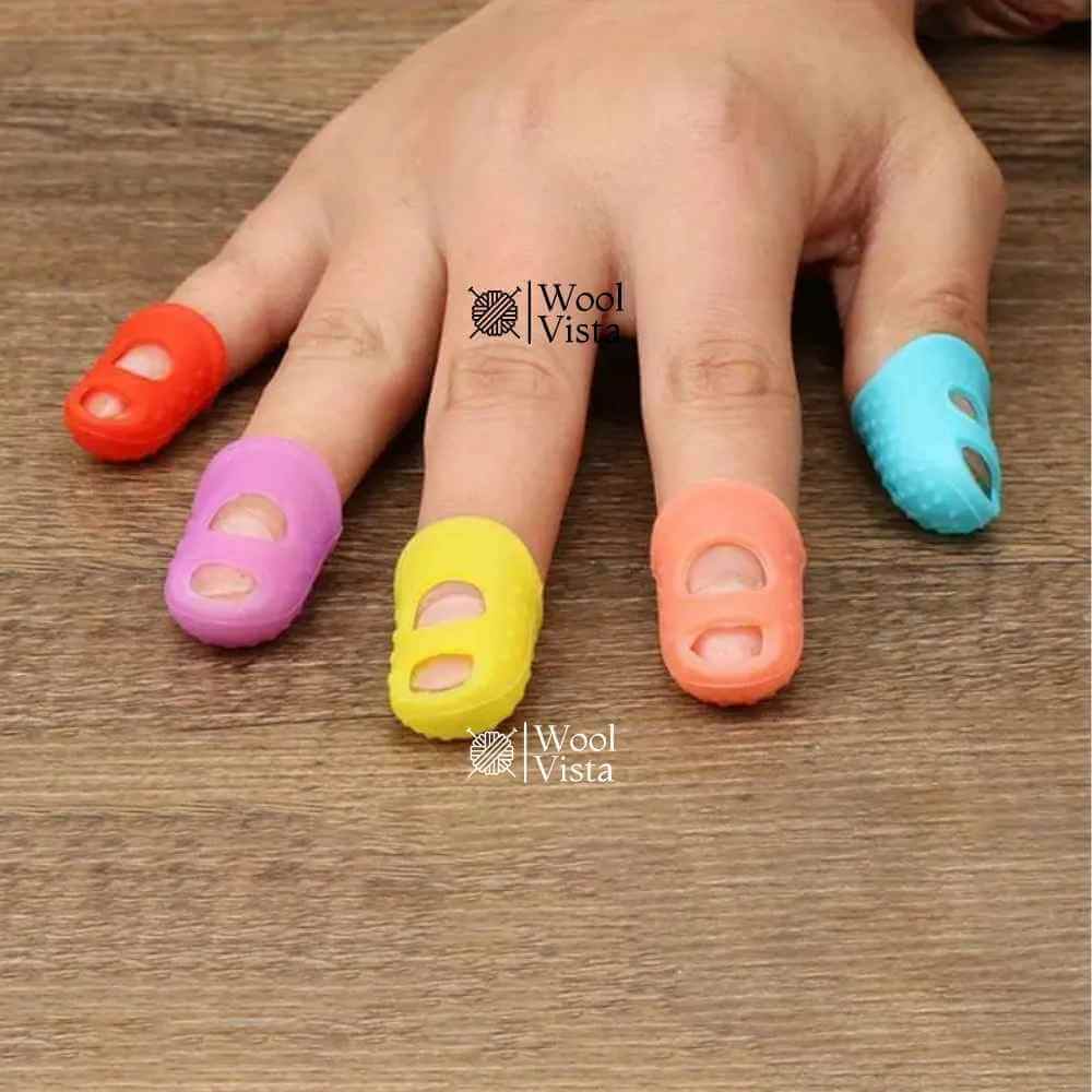 COLORFUL SILICONE THIMBLE SET – BREATHABLE FINGER PROTECTORS FOR SEWING, QUILTING & DIY CRAFTS (5 PCS)
