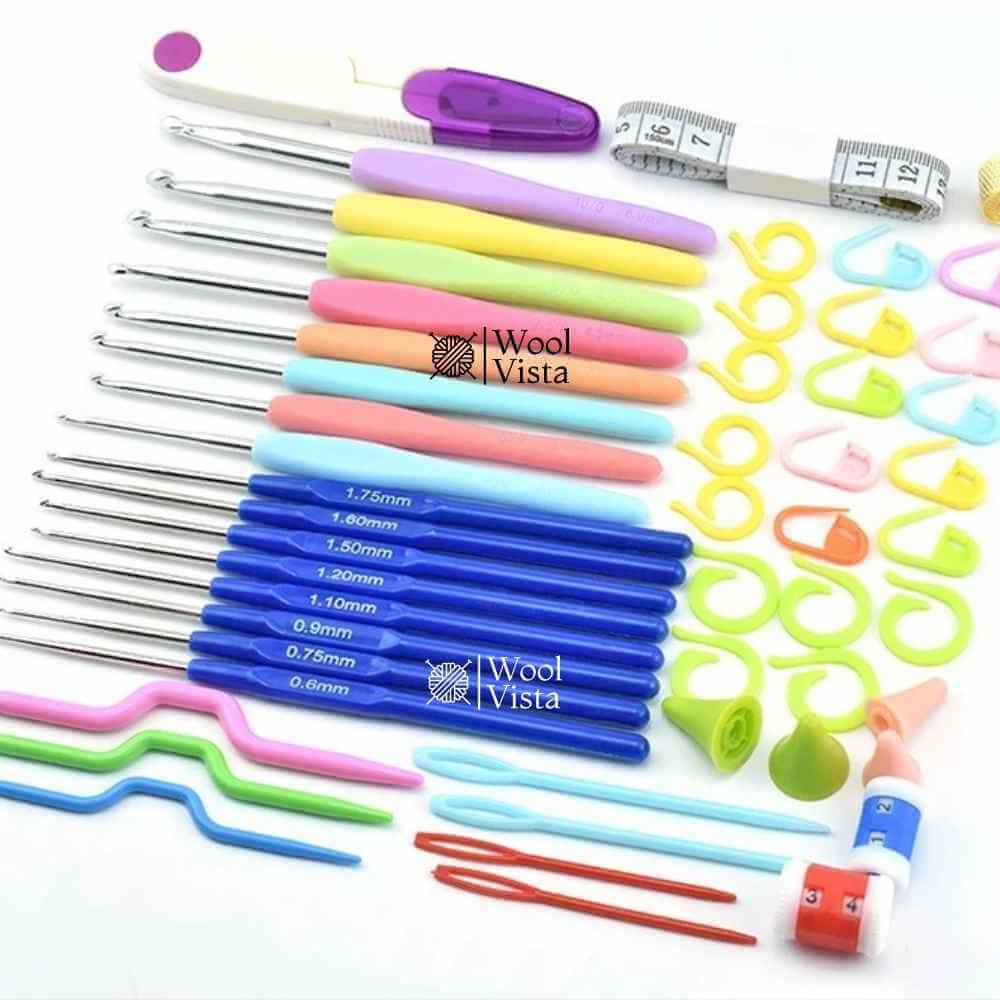 CROCHET HOOK SET WITH CASE – ERGONOMIC HOOKS & KNITTING ACCESSORIES KIT (52 PIECES)