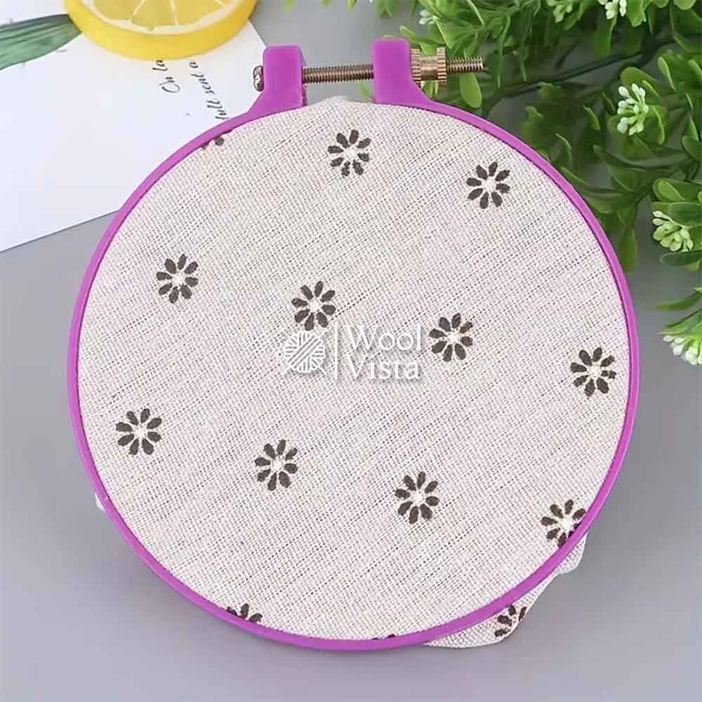 ROUND PLASTIC EMBROIDERY HOOPS