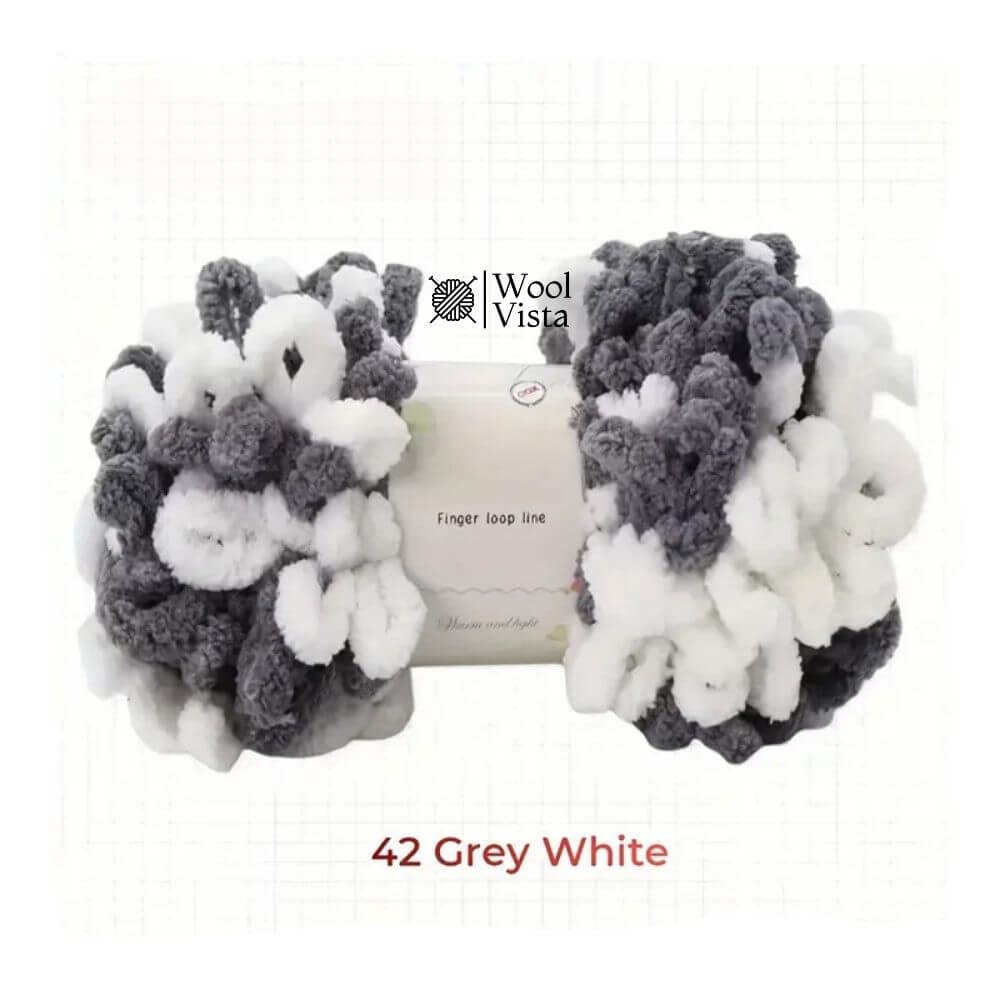 SOFT LOOP YARN BALL – DIY KNITTING YARN FOR SCARVES, BAGS, BLANKETS & CRAFTS