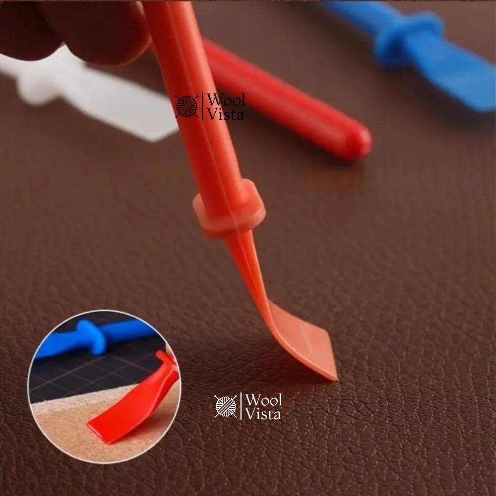 SILICONE GLUE SPREADER FOR LEATHERCRAFT – DURABLE DIY CRAFT APPLICATOR