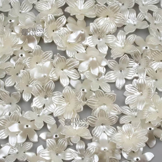 FIVE-PETAL FLOWER ACRYLIC STRIPED BEADS – DECORATIVE LOOSE BEADS FOR DIY BRACELETS, NECKLACES, PHONE CHARMS, HAIR ACCESSORIES & JEWELRY MAKING (100PCS, 19×19MM)