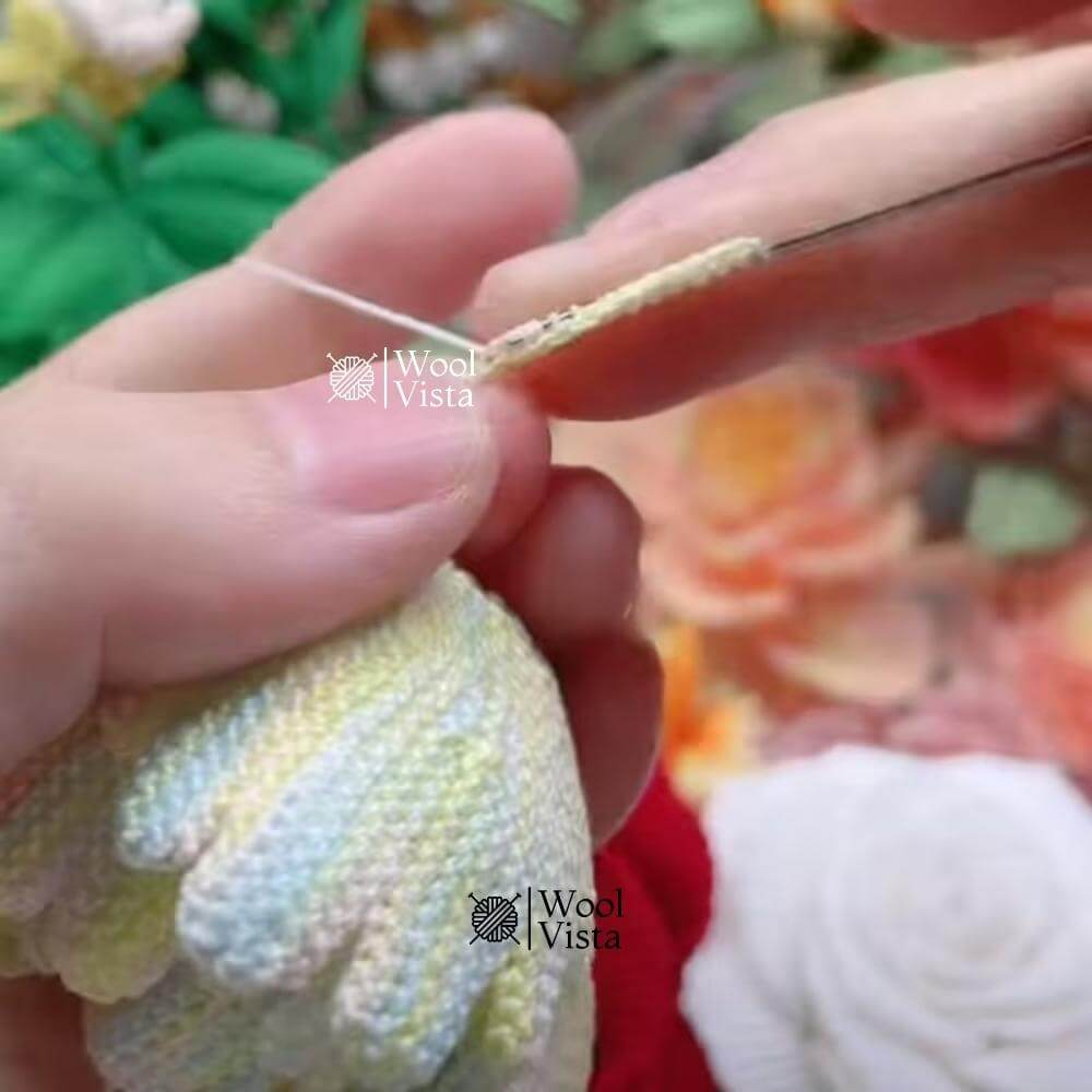 COMPLETE KNITTING & CROCHET TOOL SET WITH PORTABLE STORAGE BAG – DIY NEEDLE & THREAD KIT (67PCS)