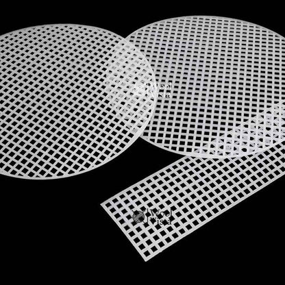 DIY ROUND ZIPPER WALLET KNITTING KIT 18CM – 3PCS WHITE PLASTIC MESH SHEETS FOR BAG LINING & STRUCTURE, FOR HANDMADE CROCHET WALLETS, CROSSBODY BAGS & DIY GIFTS