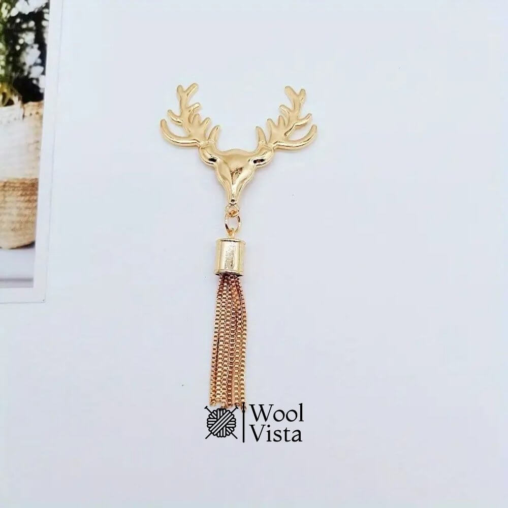 ELEGANT GOLDEN DEER HEAD TASSEL BAG CHARM PENDANT