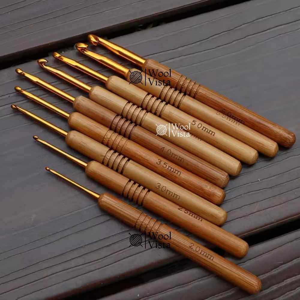 ERGONOMIC CROCHET HOOK SET – WOODEN HANDLE HOOKS FOR KNITTING & CROCHET (PACK OF 9)
