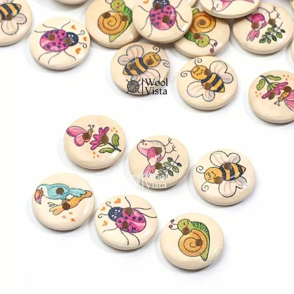 NATURAL WOODEN ANIMAL BUTTONS – CUTE MIXED DESIGNS FOR SEWING & CRAFTS (PACK OF 10)