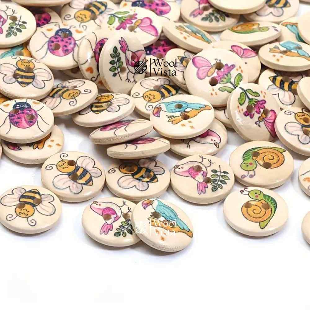 NATURAL WOODEN ANIMAL BUTTONS – CUTE MIXED DESIGNS FOR SEWING & CRAFTS (PACK OF 10)