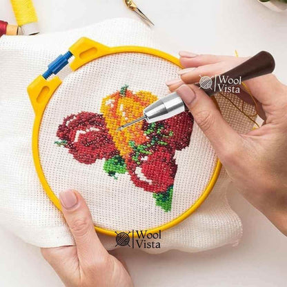 PUNCH NEEDLE EMBROIDERY KIT WITH WOODEN HANDLE – ADJUSTABLE EMBROIDERY PEN WITH 4 NEEDLE PINS FOR DIY SEWING & CRAFTS