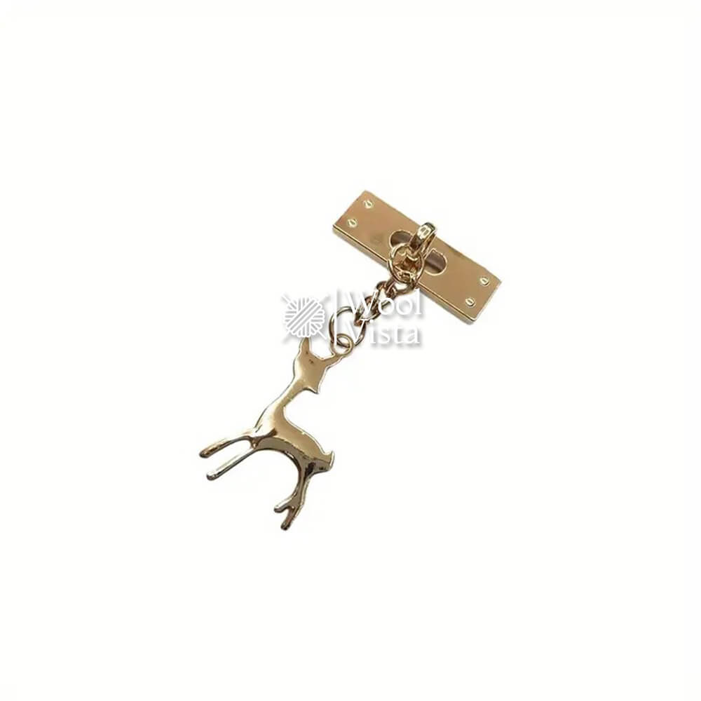 TWIST LOCK WITH REINDEER CHARM PENDANT